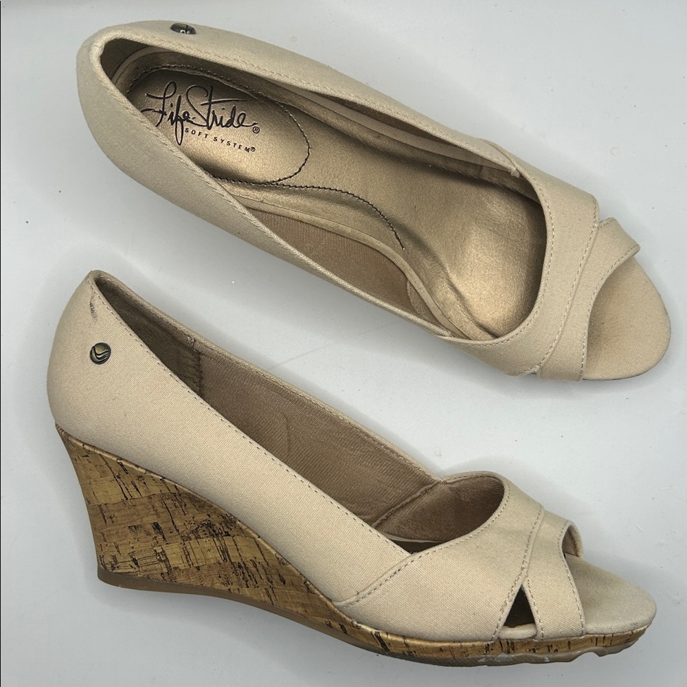 Life Stride Women’s Rogue Wedge Heels Peep Toes Shoes size 10